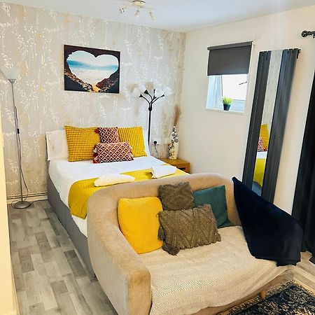Studio Apartment In London, Bethnal Green Dış mekan fotoğraf