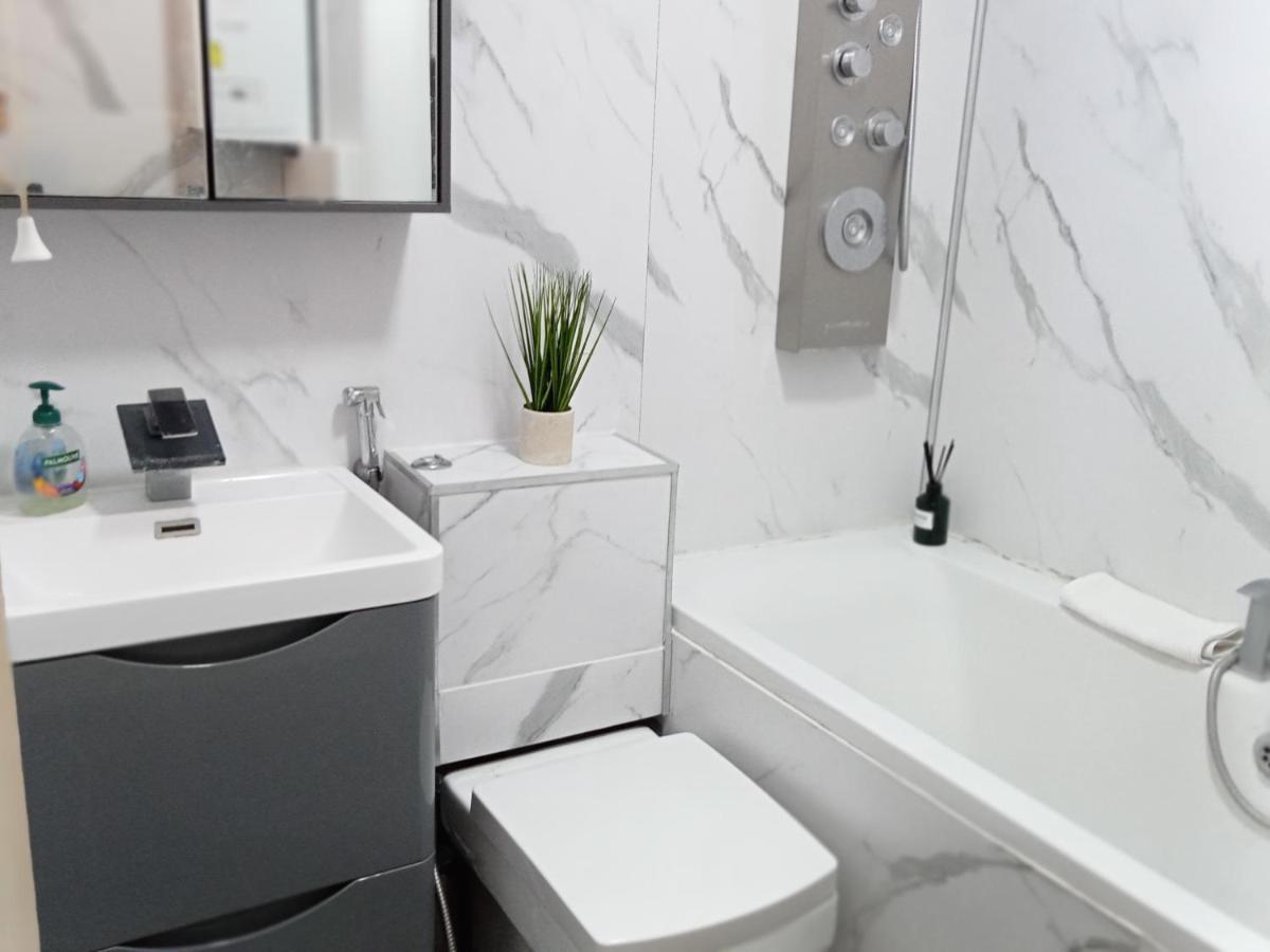 Studio Apartment In London, Bethnal Green Dış mekan fotoğraf